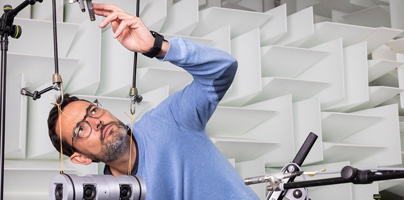 Hutchinson acoustic and vibration anechoic chamber